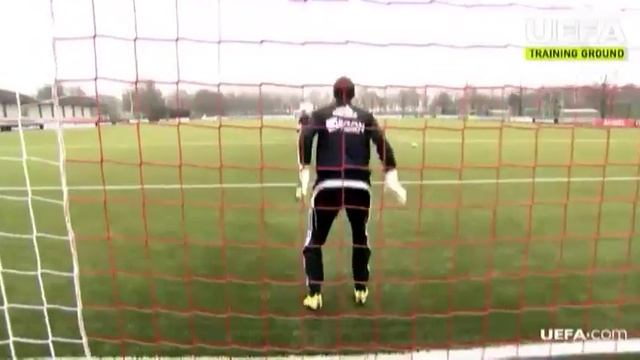 Stekelenburg's top tips смотреть онлайн