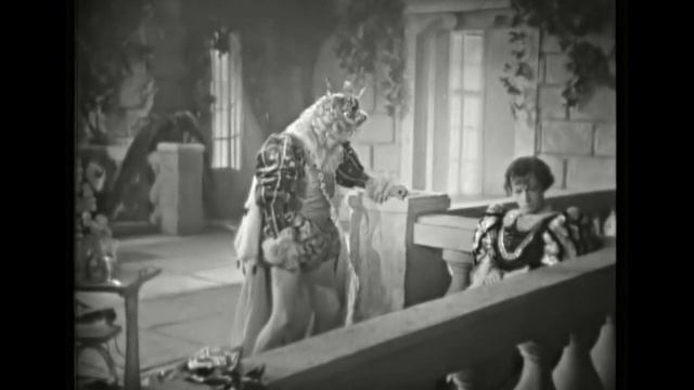 Сорок порций мороженного? Ты объелся! Какой стыд!!! смотреть онлайн