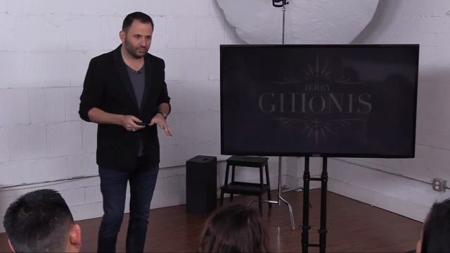 How To Make Same Day Video Slideshows In Animoto With Jerry Ghionis смотреть онлайн