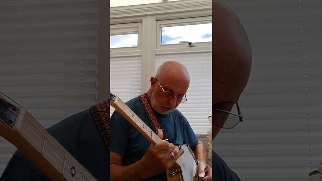 'Whiskey in the Jar." Recorded by The Dubliners/Thin lizzy. смотреть онлайн