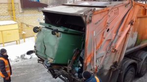 Как работает мусоровоз