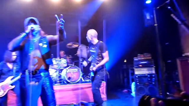 Accept (Restless And Wild) смотреть онлайн