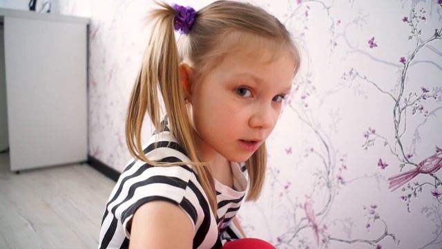 Даша становится охотником за привидениями. Детский ролик про привидение. смотреть онлайн