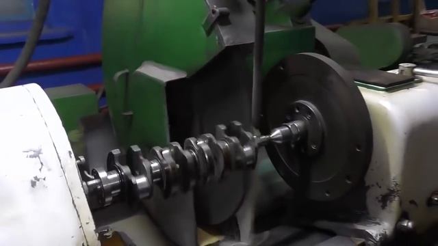 Ремонт ( шлифовка ) коленвала после неправильной установки упорных полу колец ( боковых вкладышей ) смотреть онлайн