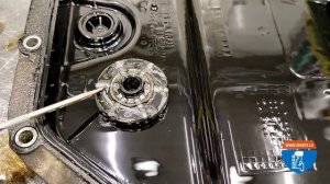 BMW X5 E70 ZF 6HP28X замена масла в АКПП и раздаточной коробке (www zparts.lv)