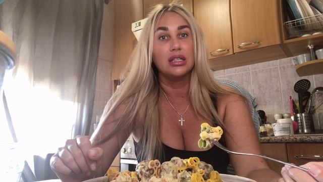 Я ИЗМЕНИЛА СВОЕМУ ЛЮбОВНИКУ/MUKBANG/ФРИКАДЕЛЬКИ В СЛИВОЧНОМ СОУСЕ#мукбанг#емнакамеру#топ смотреть онлайн