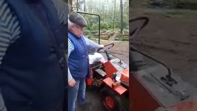 Отзыв клиента о покупке трактора МТЗ-132Н в компании ТракторХолдинг 15.05.2019 смотреть онлайн