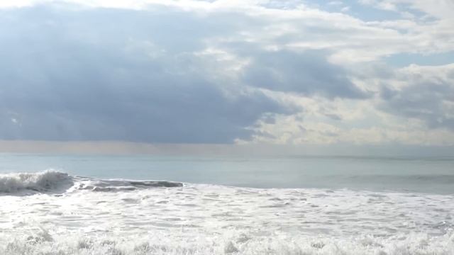 Сестра собралась бросить хорошую работу ради тортиков на заказ. Видимо, её ипотеку будем закрывать смотреть онлайн