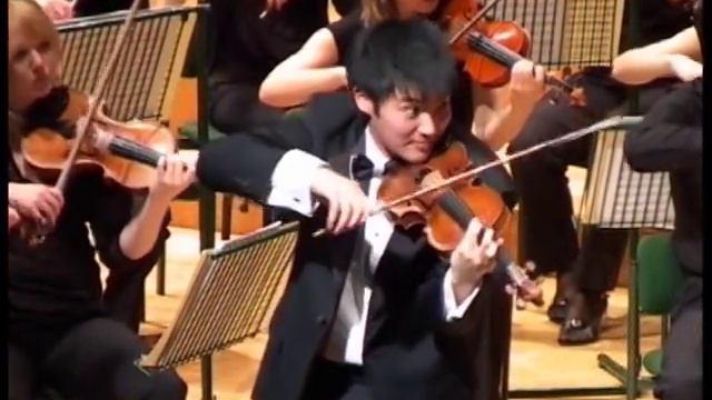 Ray Chen at the Senior Finals of the Menuhin Competition Cardiff 2008