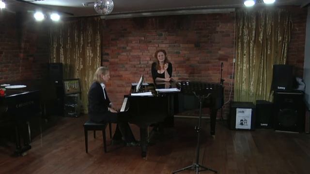 О. Пустынников "Неуловимый свет..." на стихи И.А. Бунина. М. Амеленкова (чтец), автор (фортепиано) смотреть онлайн