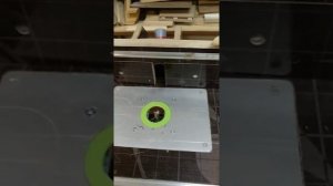 Фрезер Вихрь ФМ-1900.Фрезерный стол.