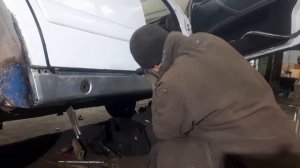 ЛУЧШИЙ И БЕЗОПАСНЫЙ СПОСОБ ЗАМЕНЫ ПОРОГОВ МЕРСЕДЕС W210. ОТКАЖИСЬ ОТ СВАРКИ ОЦИНКОВАННЫХ ПОРОГОВ.