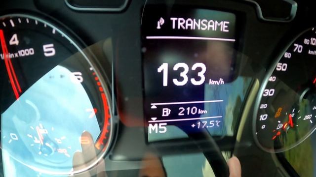 Último vídeo da Q3 Stage 2 240whp Medição do tempo 0-200 100-200 1/2 Milha Tempo validado GPS Dragy смотреть онлайн