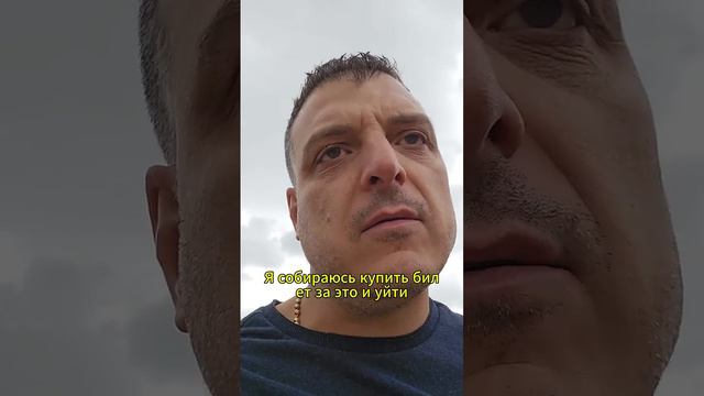 Русские подростки загнали канадского туриста в угол в московском метро! #Москва #Россия #Метро