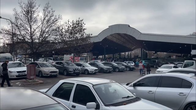 Рынок в Турции в столице в Анкаре Идём за продуктами. смотреть онлайн