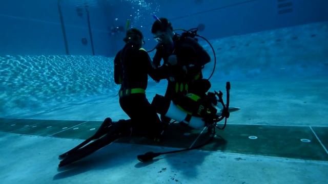 Perth Scuba Dive Master Stress Test смотреть онлайн