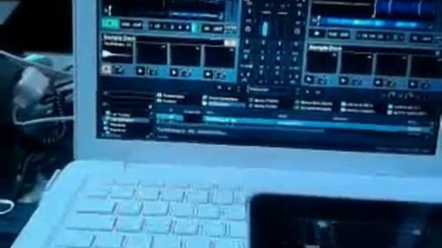 traktor pro 2 & ipad touchosc osculator wifi traktor2 midi controller- Nunzio Micari DJ смотреть онлайн
