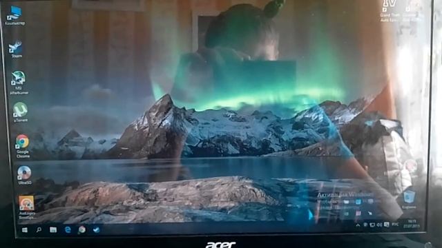 Как грузится Windows 10 c SSD на ноутбуке. смотреть онлайн