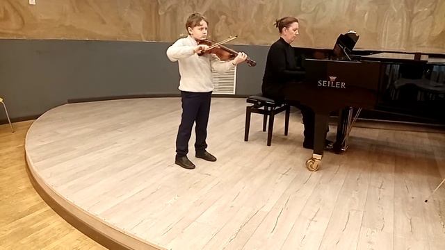 В. Ф. Бах "Весной" исп. Матвеев Костя смотреть онлайн
