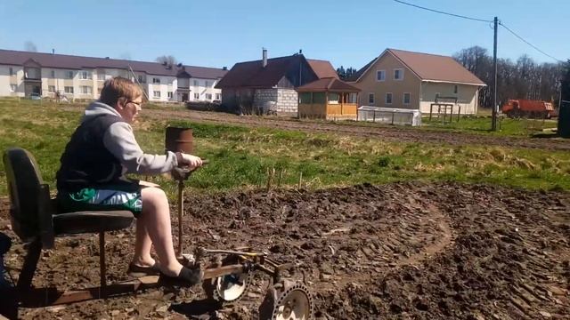 Испытание самодельного адаптера к мотоблоку смотреть онлайн