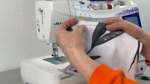 Как сделать оверлочные строчки на швейной машине?