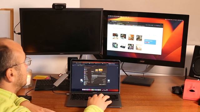 USB C to HDMI with this cheap hub and card reader made by Qeno смотреть онлайн