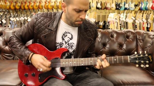 1958 Gibson Les Paul Jr. | Guitar of the Day смотреть онлайн