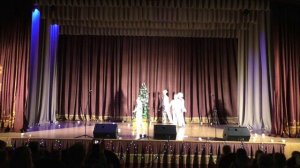 Новогоднее театрализованное представление  "Новый год наоборот"