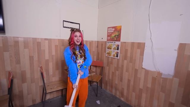 ПОБЕГ ИЗ 100 СЛОЕВ БУРГЕР КИНГА ! смотреть онлайн