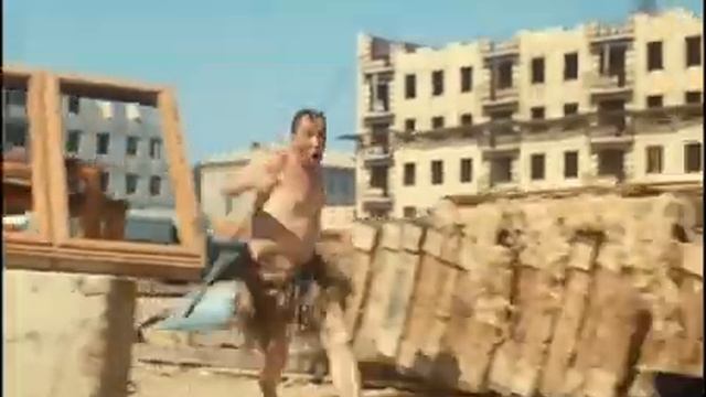Водитель напал на комиссаров "Наших" с гаечным ключом смотреть онлайн