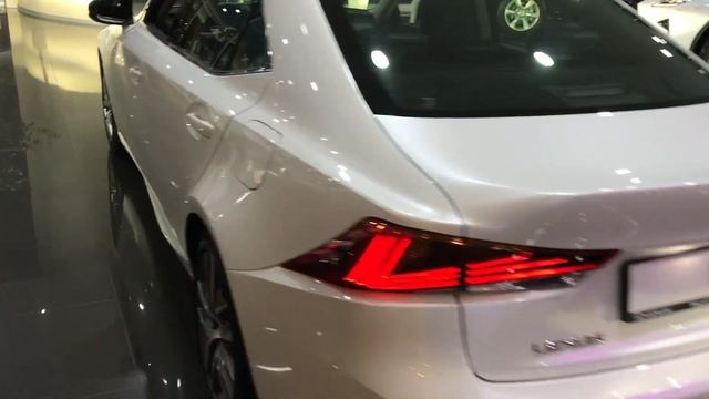Lexus IS300 2018 г.в.
