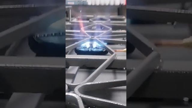 Quemador estrella en parrilla alta presión смотреть онлайн