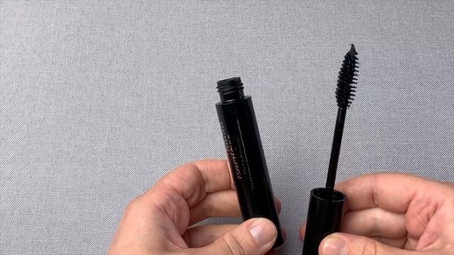 Тушь с эффектом накладных ресниц ESPECTACULO от NINELLE смотреть онлайн