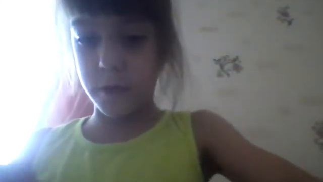Алина показывает свои спиннеры смотреть онлайн