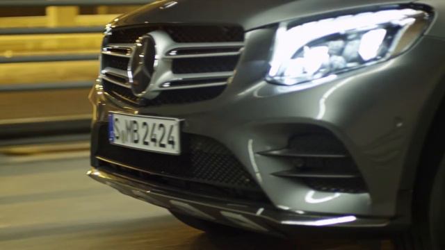 Nouveau Mercedes-Benz GLC Scènes de conduite GLC 350e 4MATIC смотреть онлайн