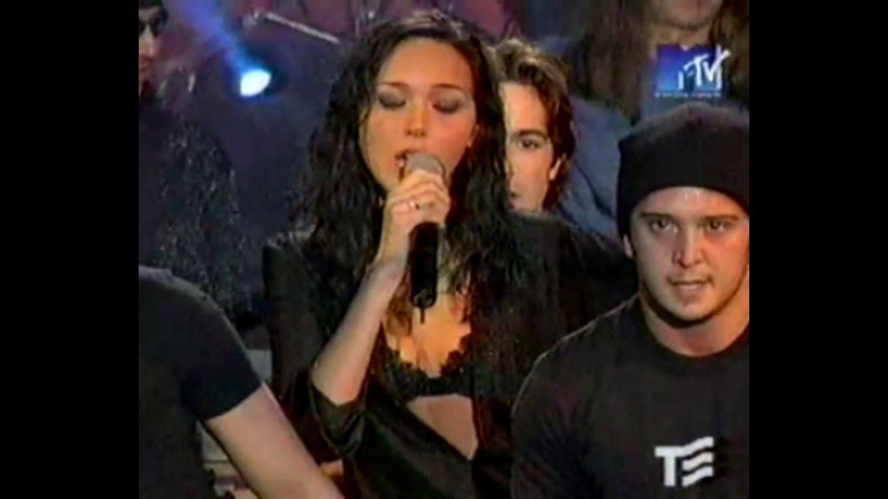 Алсу. Бабий Бунт в Кремле (17.03.2001) смотреть онлайн