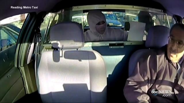 Man Robs Taxi Driver at Gunpoint...In Front of Cop [CAUGHT ON CAMERA] смотреть онлайн