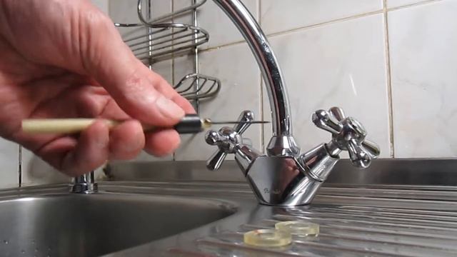 Ремонт и смазка тугой поворот трубки излива гуся гусака у крана смотреть онлайн
