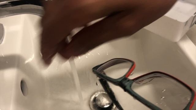 How to Clean Glasses and Lenses the Right Way in 2023 смотреть онлайн