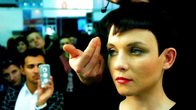 Открытию MyHairDressers.com в России посвящается смотреть онлайн