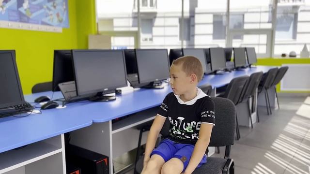 Что делают в развивающем лагере? смотреть онлайн