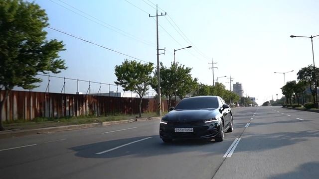 Kia K5 1.6 turbo современные вспомогательные системы. Авто обзор в Корее. смотреть онлайн