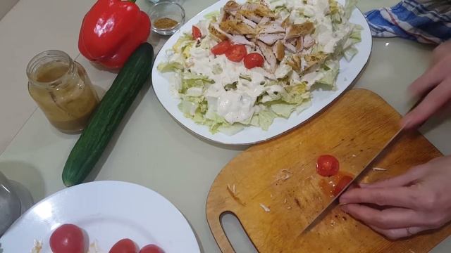 Салат "Калейдоскоп" с китайской капустой, вкусный и красивый салат. Короткий видео рецепт смотреть онлайн