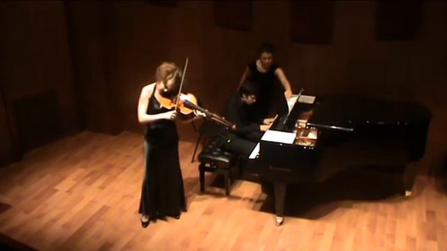 Paul Hindemith "Kleine Sonata" for Viola d'amore and Piano (part 3) смотреть онлайн