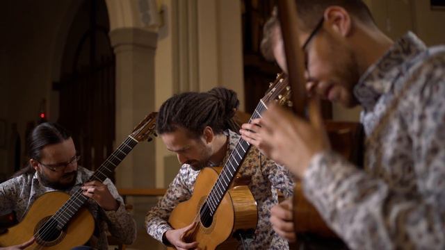 Star Wars: Main Title and Imperial March -Classical Guitar Arrangement - (Ottawa Guitar Trio) смотреть онлайн