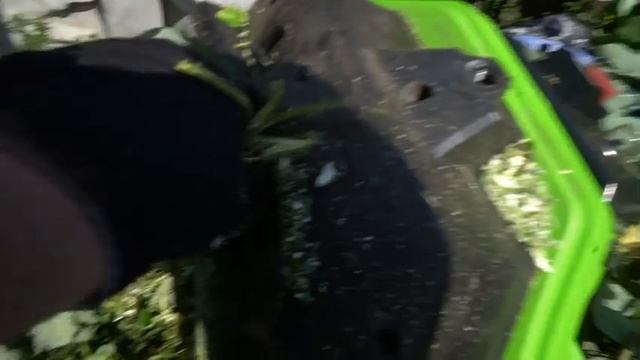 Измельчитель веток - Садовый ШРЕДЕР Greenworks GACSB