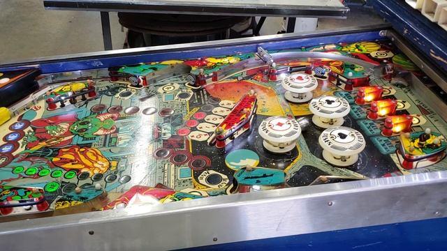 Alien Poker, смотреть онлайн