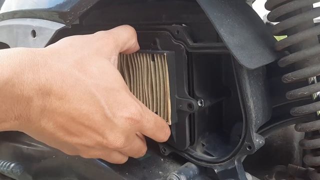 How to Replace Air Filter or Air Cleaner | Scooter Motorcycle | SYM 125 Jet Power смотреть онлайн
