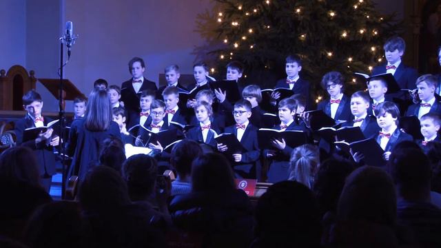 04. Рождественский венок (Б.Бриттен) - That Yonge Child. Balulalow. смотреть онлайн