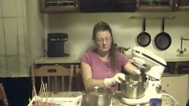 КЕЙК ПОПС В РАЗНОЦВЕТНОЙ ЗЕРКАЛЬНОЙ ГЛАЗУРИ смотреть онлайн